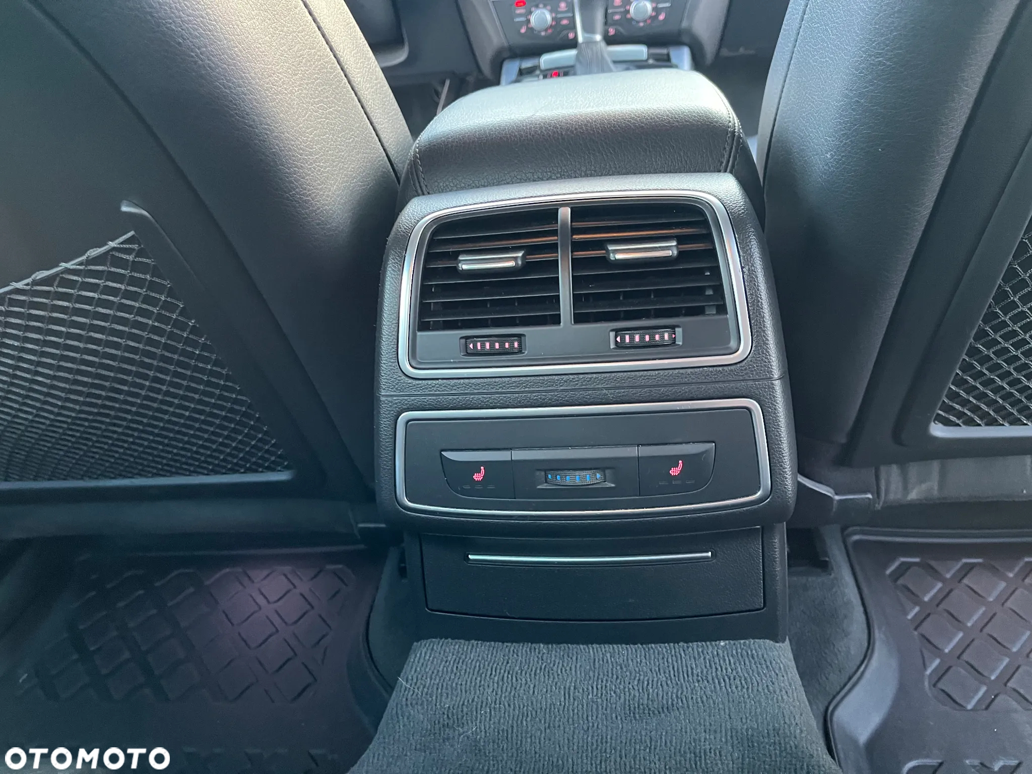 Audi A6 - 12