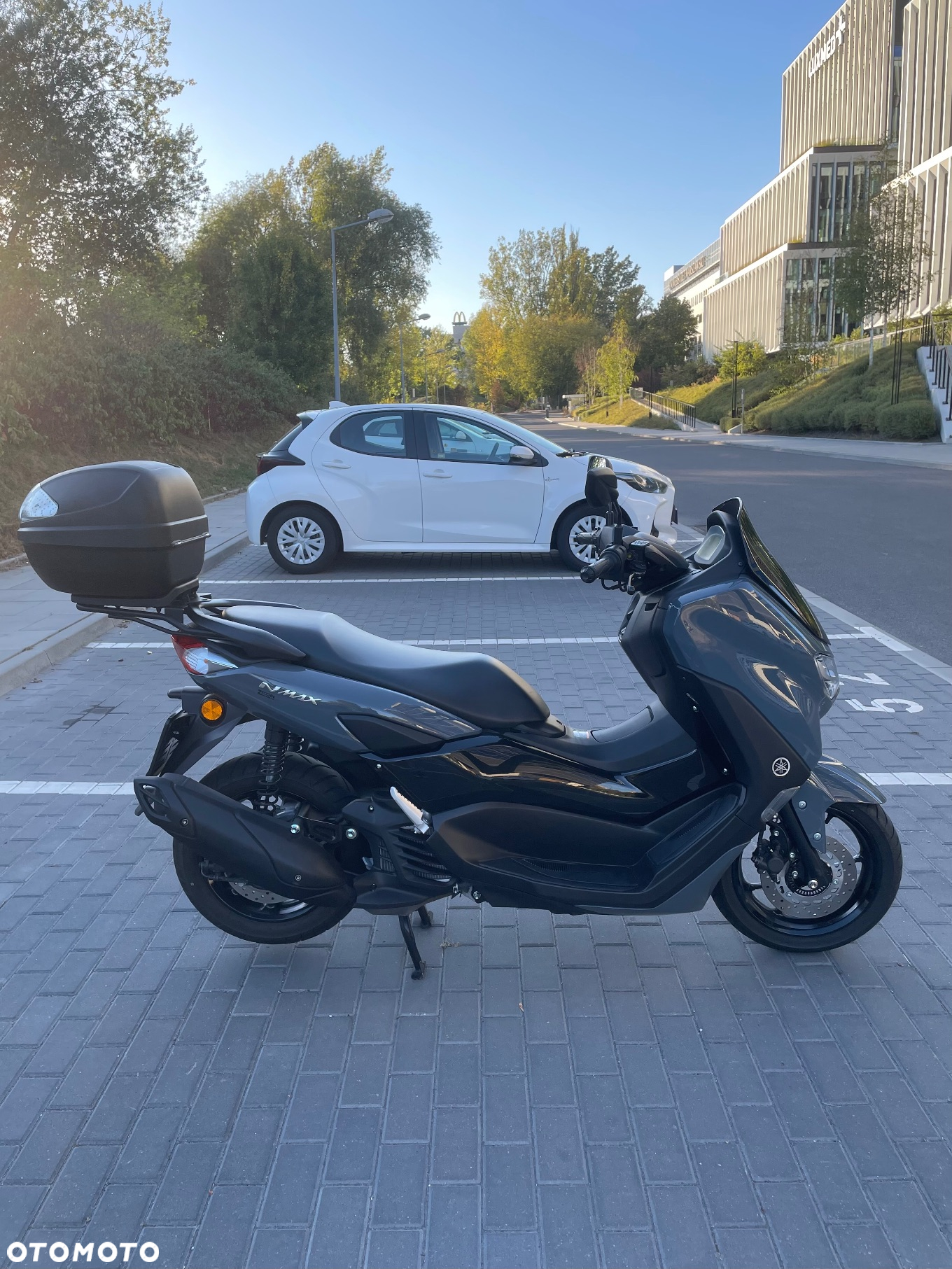 Yamaha NMAX - 4