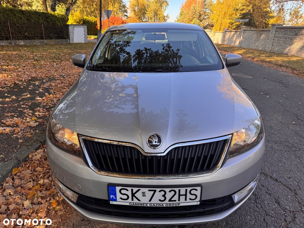 Skoda RAPID 1.2 TSI Active - 19
