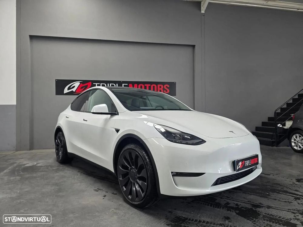 Tesla Model Y Long Range Dual Motor AWD - 1