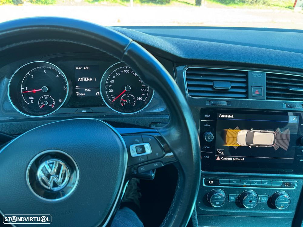 VW Golf 1.6 TDI Confortline - 13