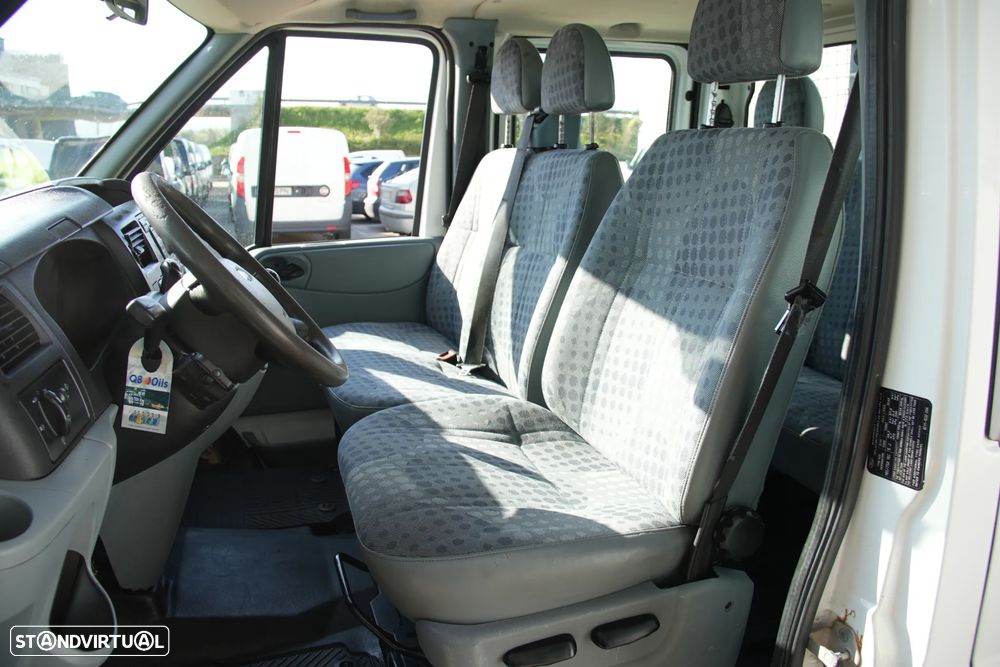 Ford Transit 7Lugares 2.4TDCI 140cv - 7