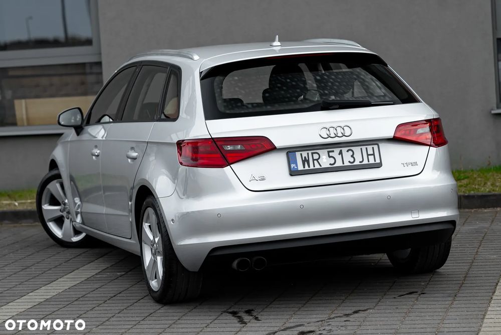 Audi A3 Sportback 1.8 TFSI Attraction - 14