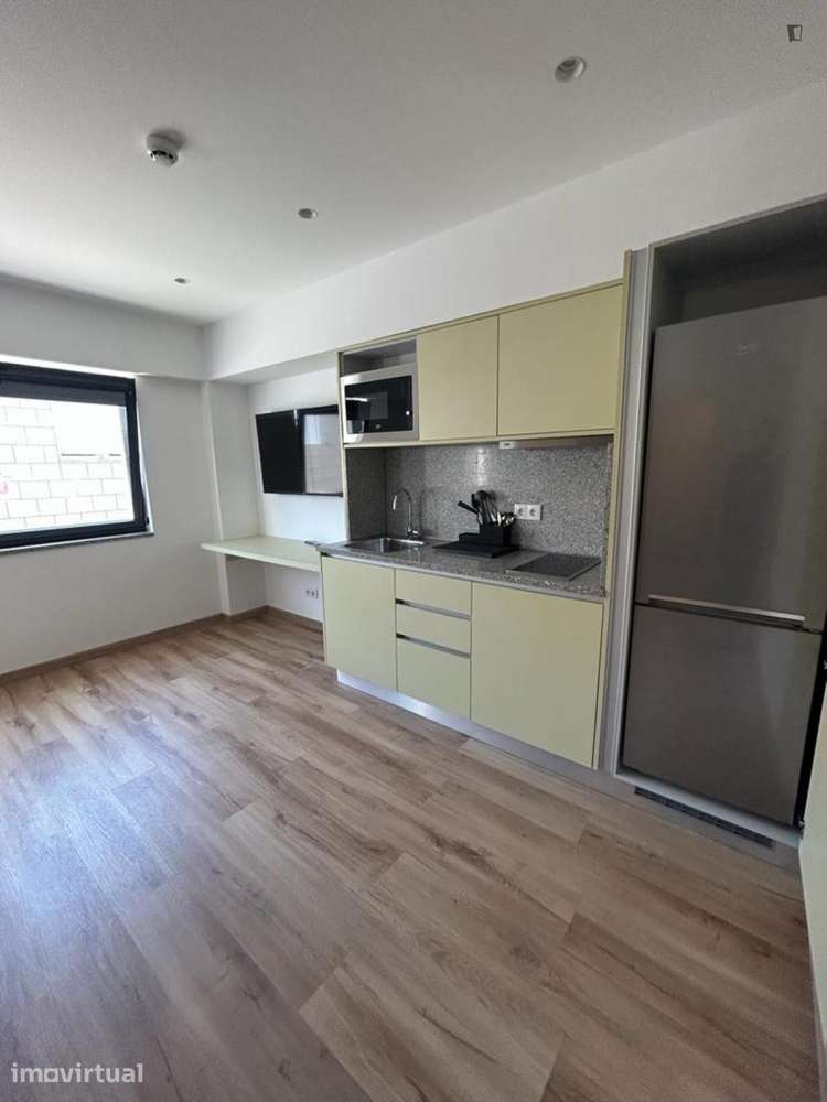 Residência com 22 quartos - localizado em Matosinhos Porto - Grande imagem: 5/6
