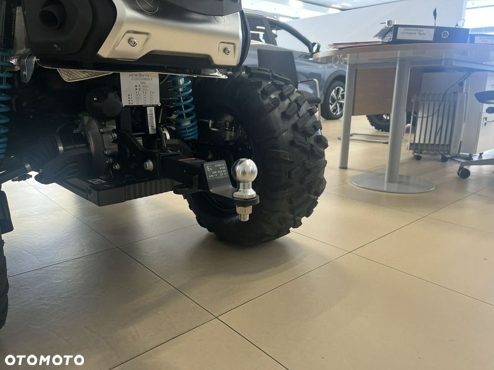 CFMoto CForce - 11