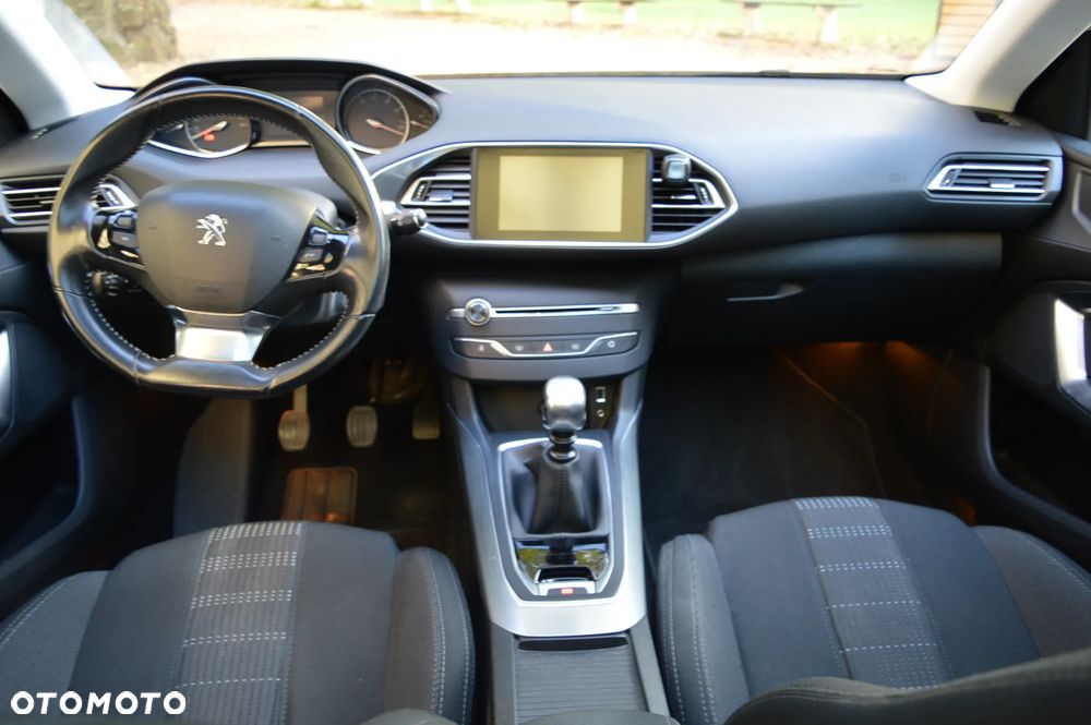 Peugeot 308 1.2 PureTech GPF Allure Pack S&S - 19