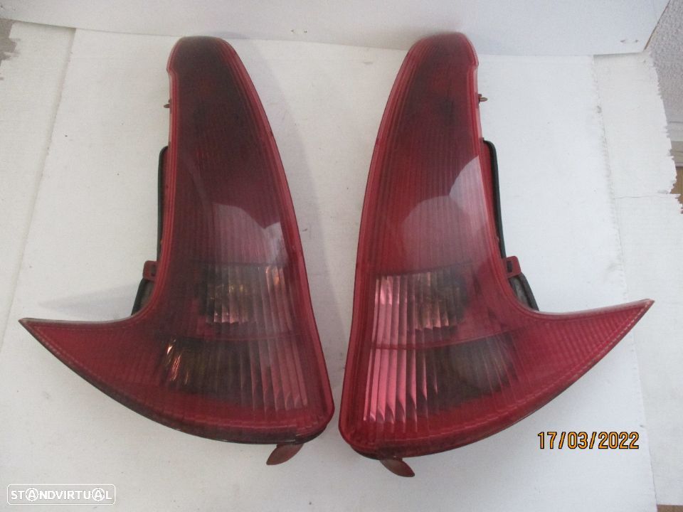 Farol Farolim Peugeot 206 SW Carrinha Esquerdo Direito - 1