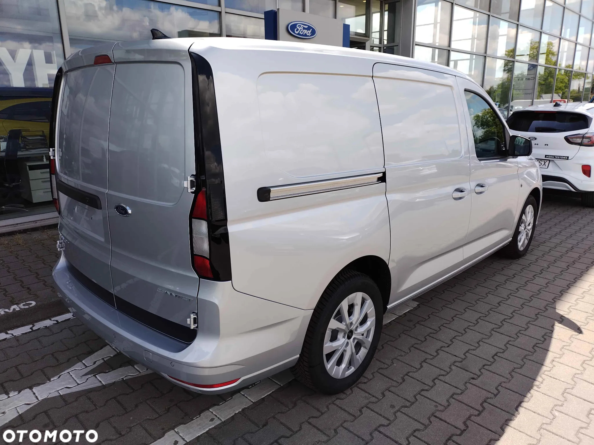 Ford Transit Connect - 3