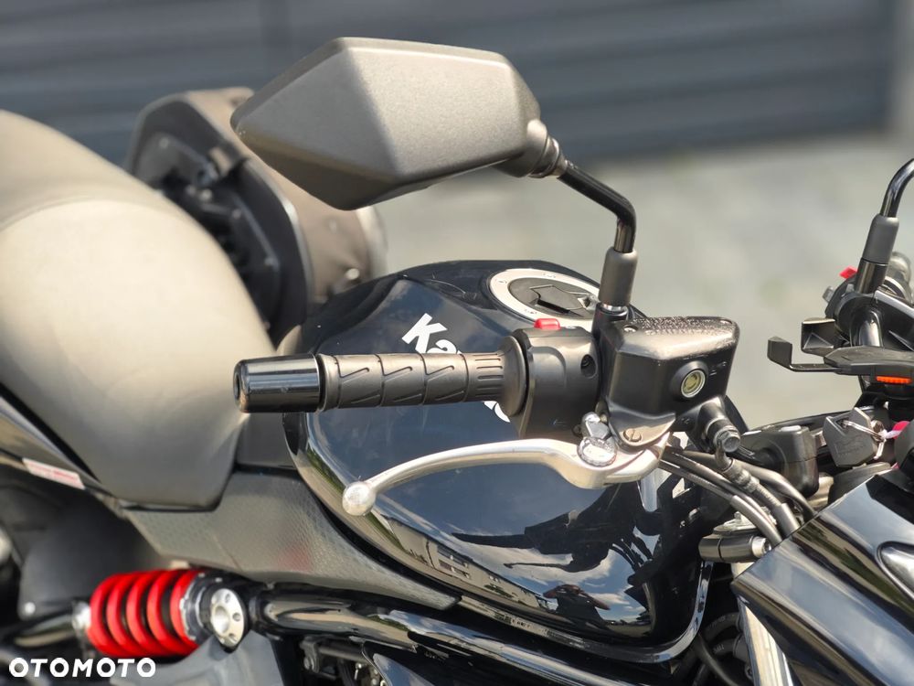 Kawasaki ER - 27