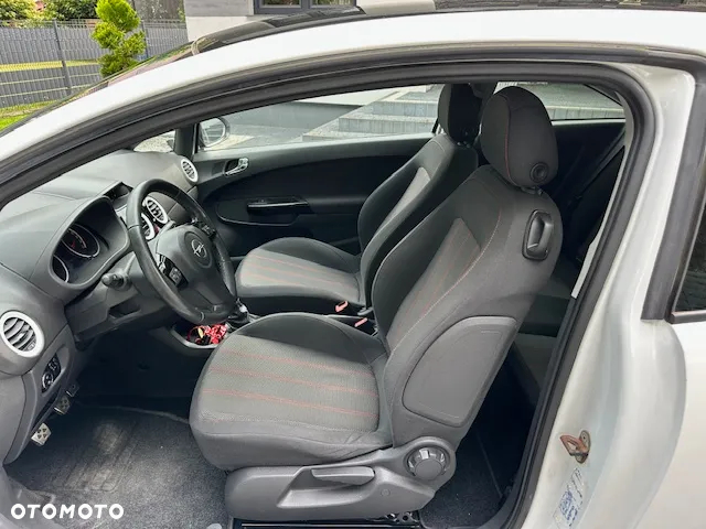 Opel Corsa 1.3 CDTI DPF Sport - 8