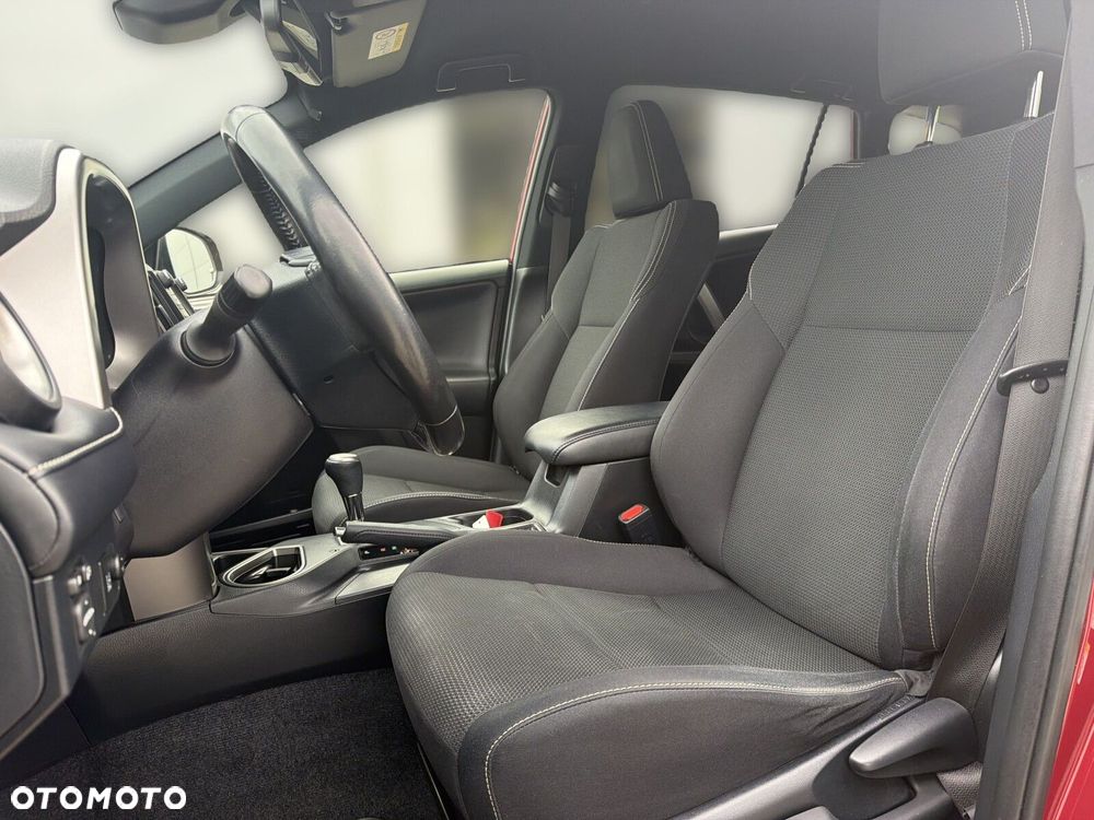 Toyota RAV4 - 11