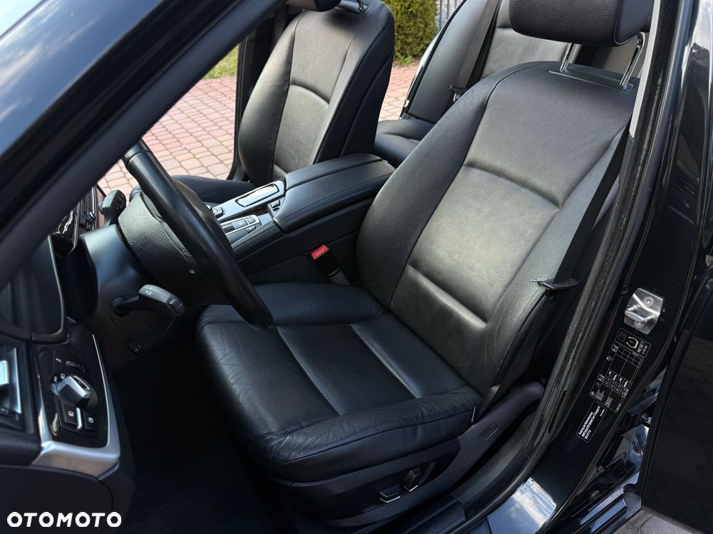 BMW Seria 5 520d - 10