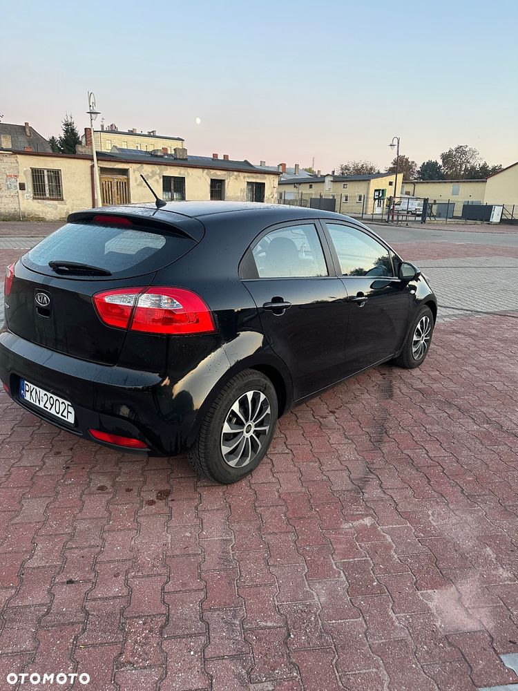 Kia Rio 1.4 M - 6