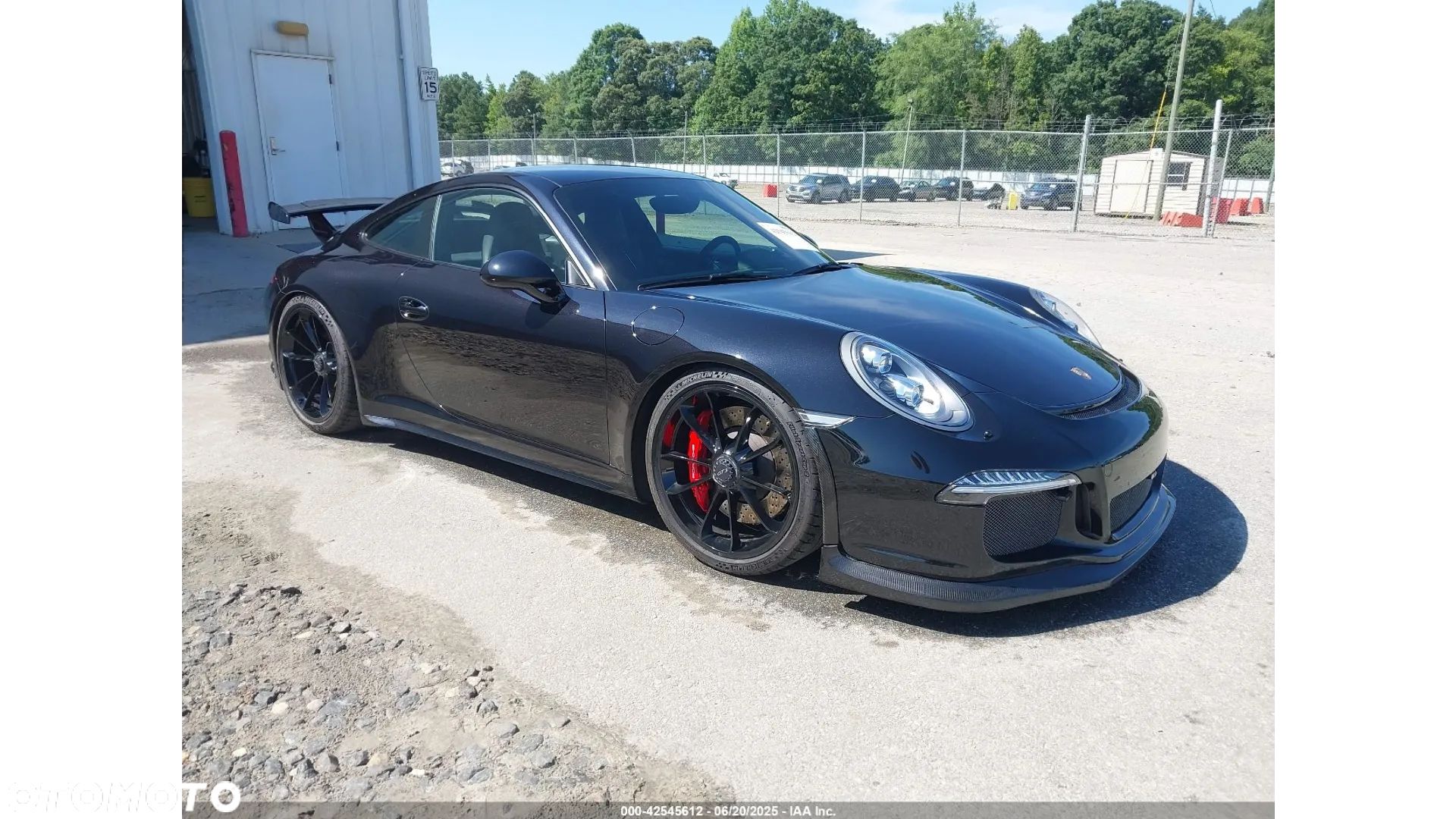 Porsche 911 GT3 - 1