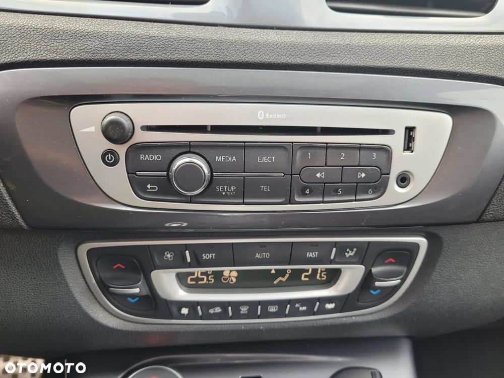 Renault Scenic ENERGY TCe 130 S&S Xmod Bose Edition - 18