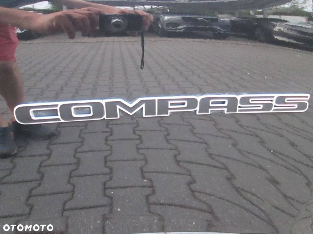 Jeep Compass - 9