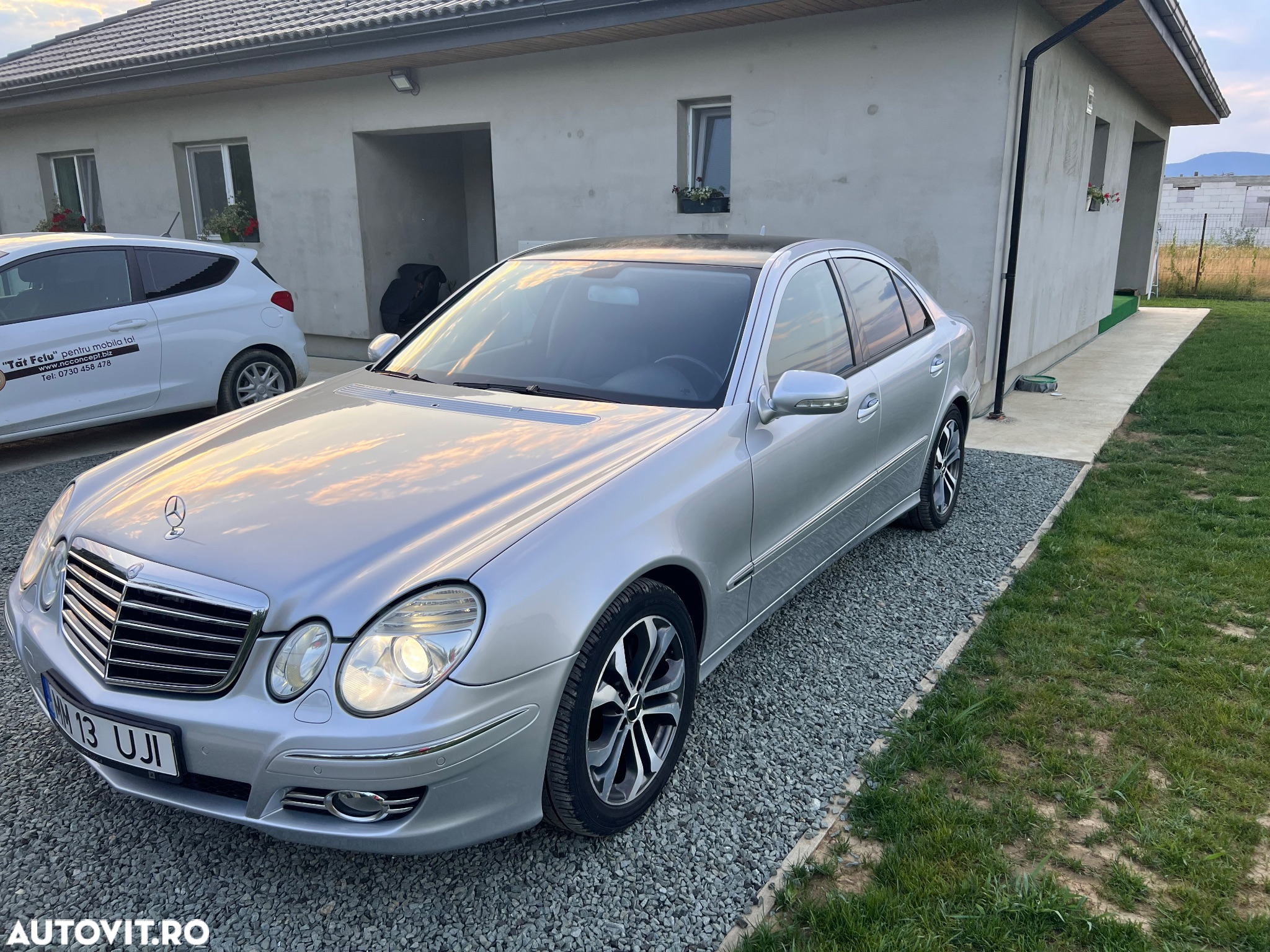 Mercedes-Benz E 320 CDI Avantgarde DPF Sport Edition - 2