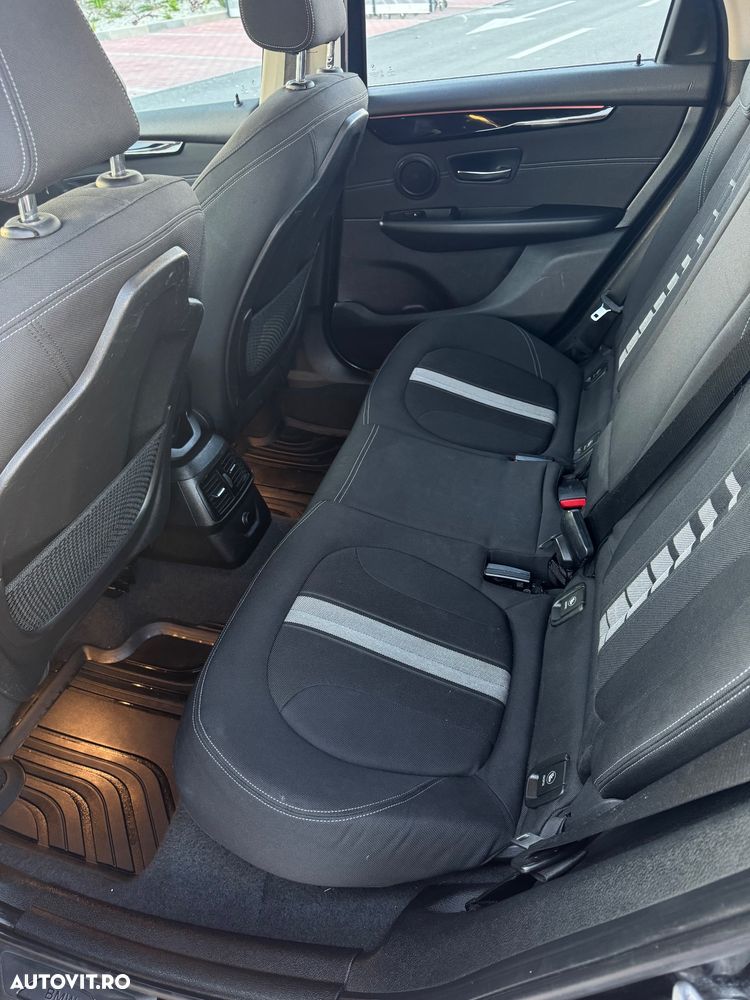 BMW Seria 2 218d Aut. Sport Line - 8