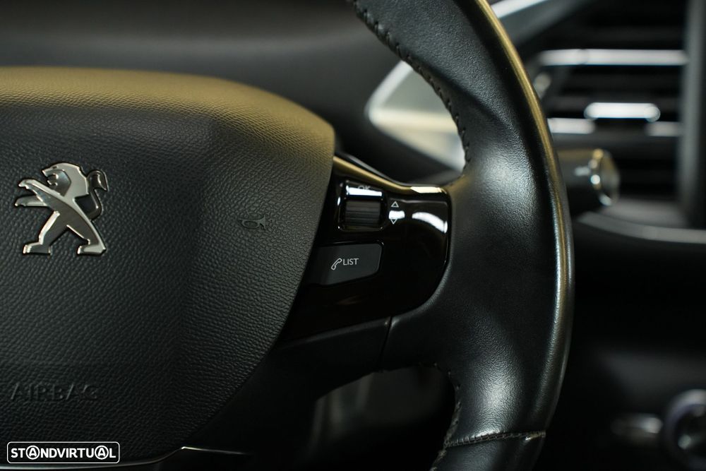 Peugeot 308 1.5 BlueHDi Style - 19