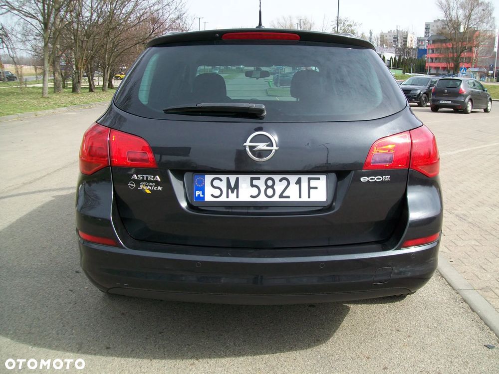 Opel Astra - 11