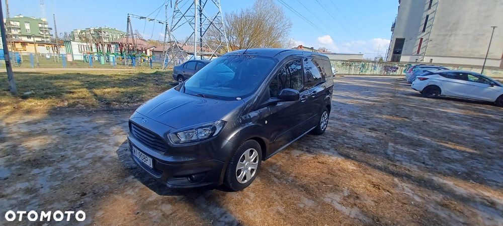 Ford Tourneo Courier 1.0 EcoBoost S&S Ambiente - 2