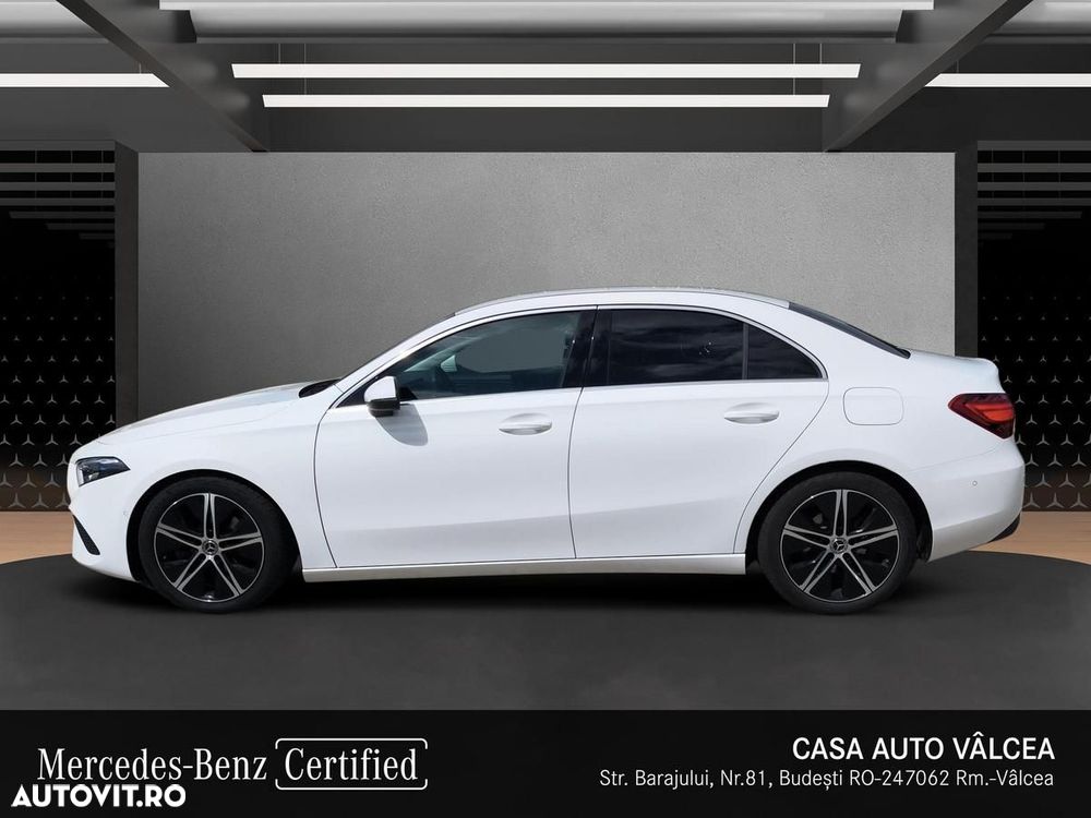 Mercedes-Benz A 220 Sedan 4Matic MHEV 8G-DCT - 3
