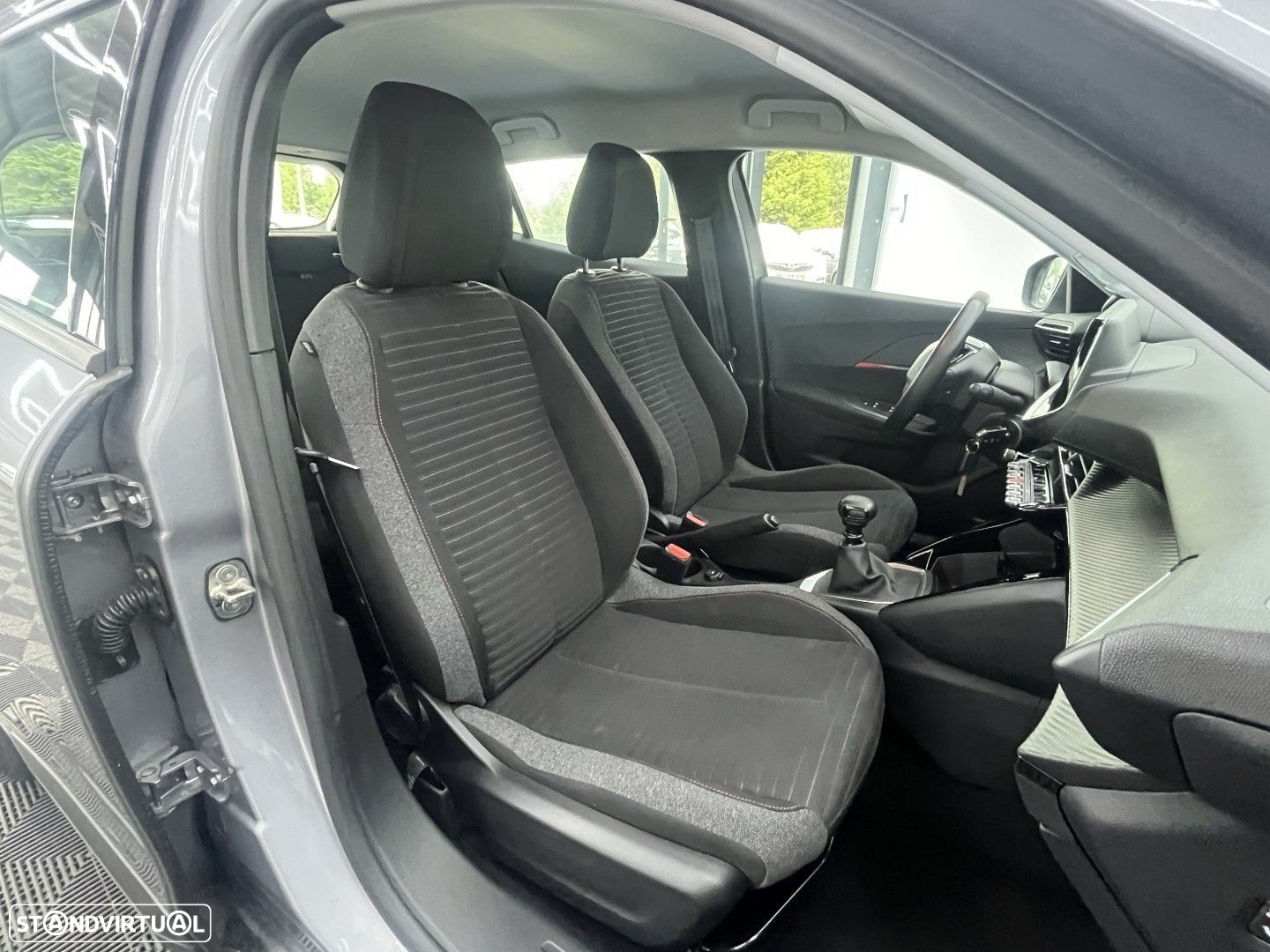 Peugeot 2008 1.2 PureTech Active Pack - 14