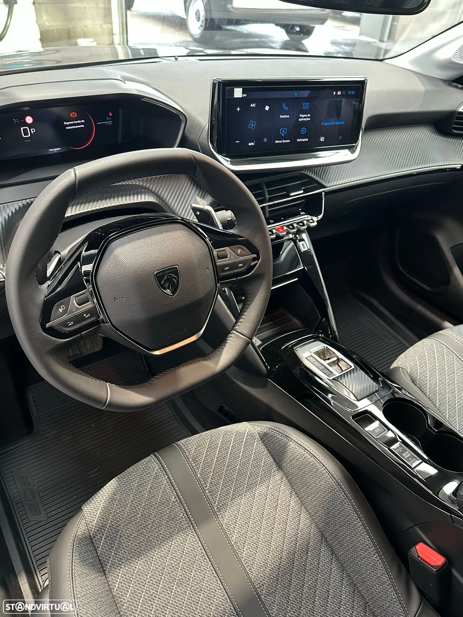 Peugeot 208 - 9