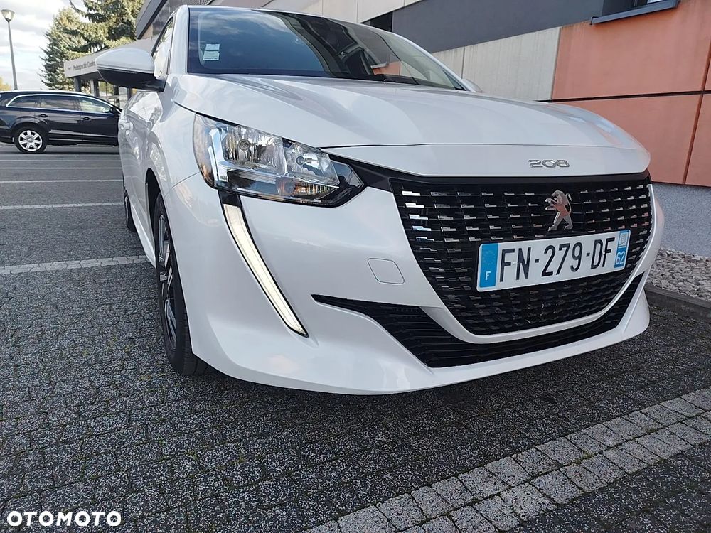 Peugeot 208 TURBO 100 Allure - 28