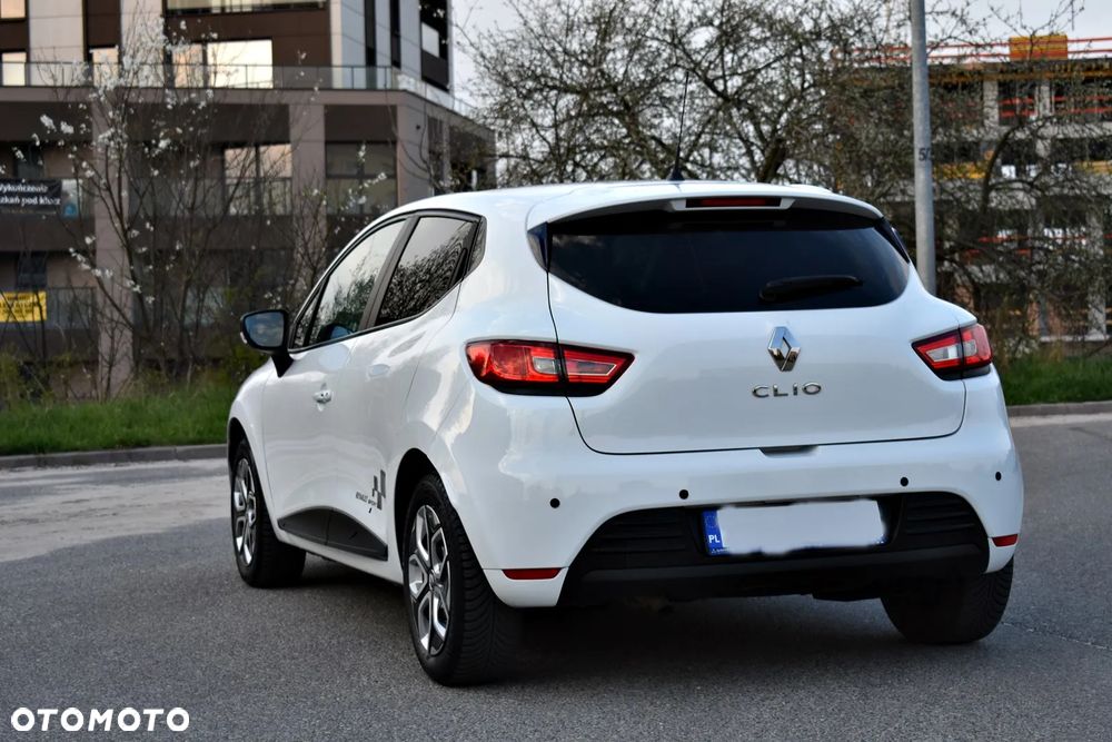 Renault Clio 0.9 Energy TCe Limited EU6 - 10