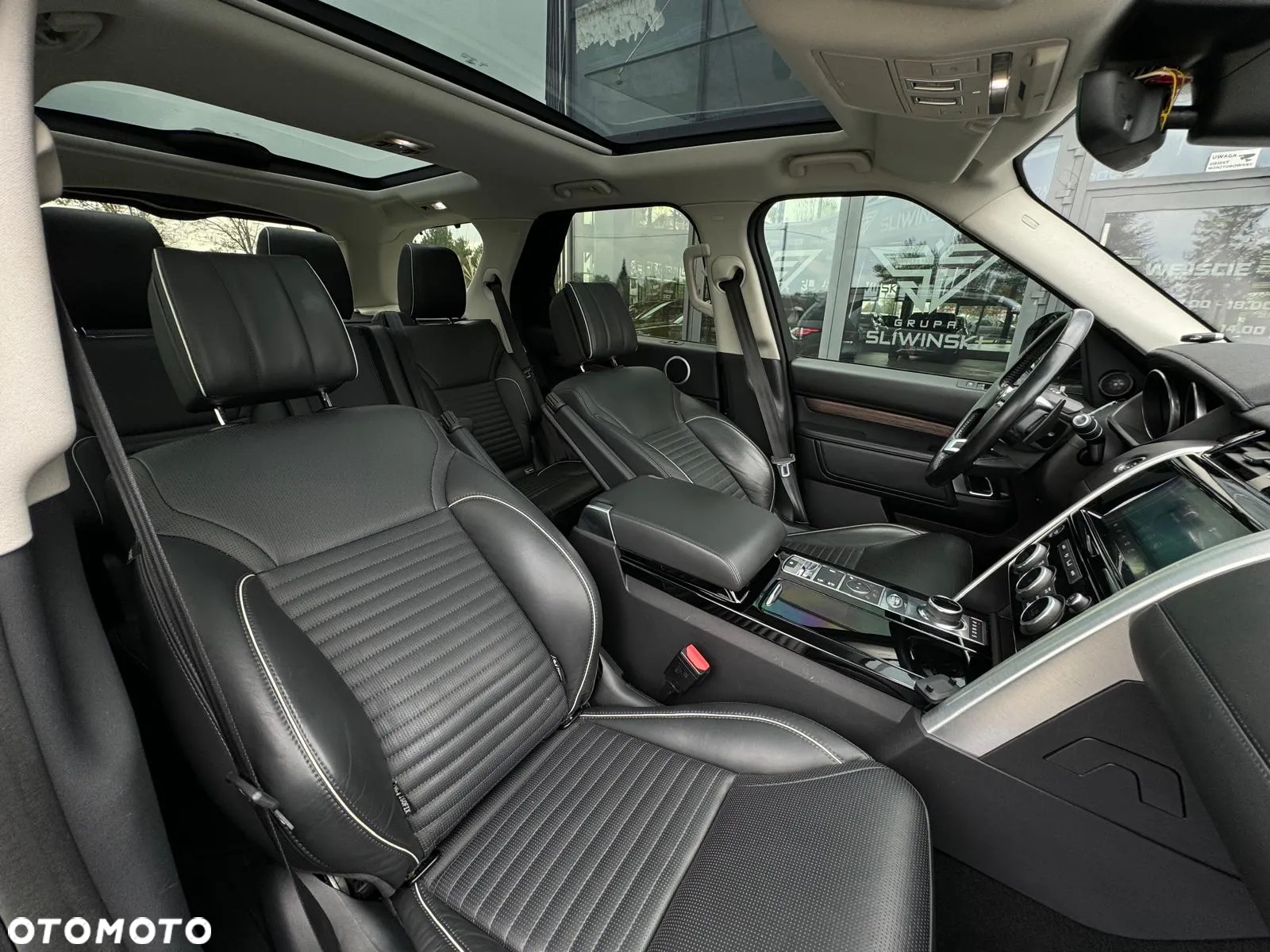 Land Rover Discovery V 2.0 TD4 HSE - 14