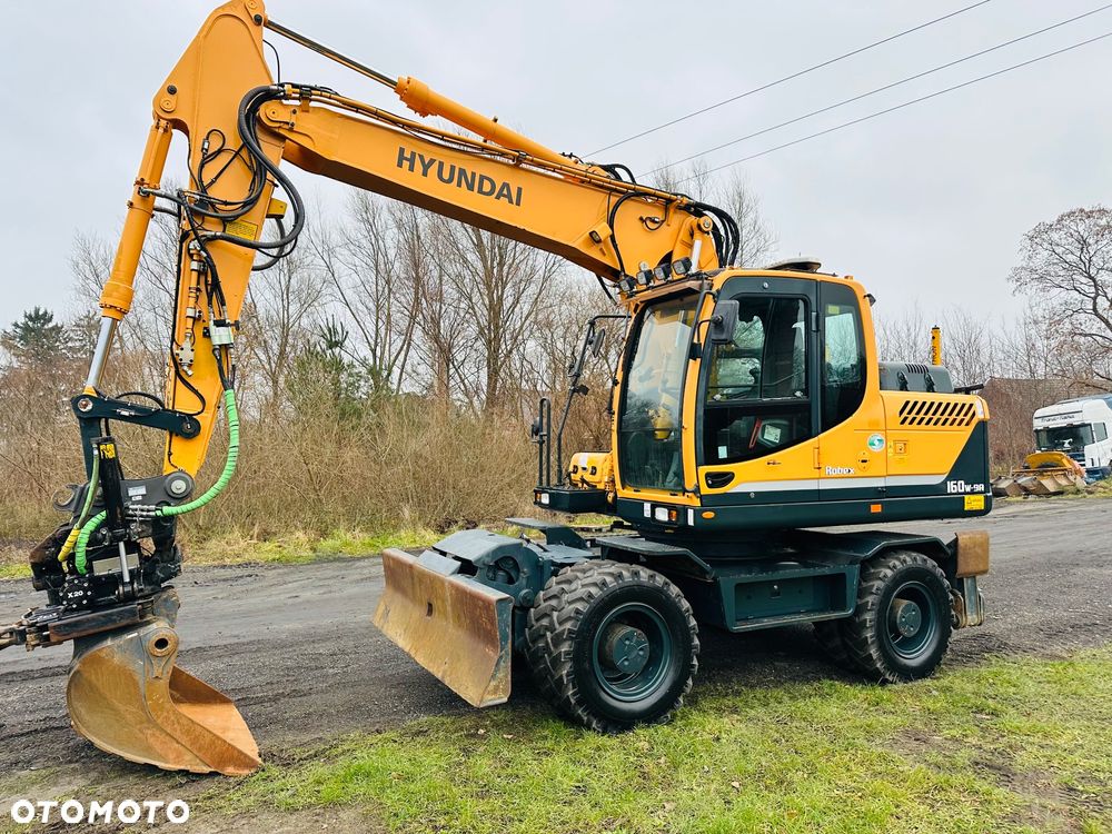 Hyundai 160W-9A - 1