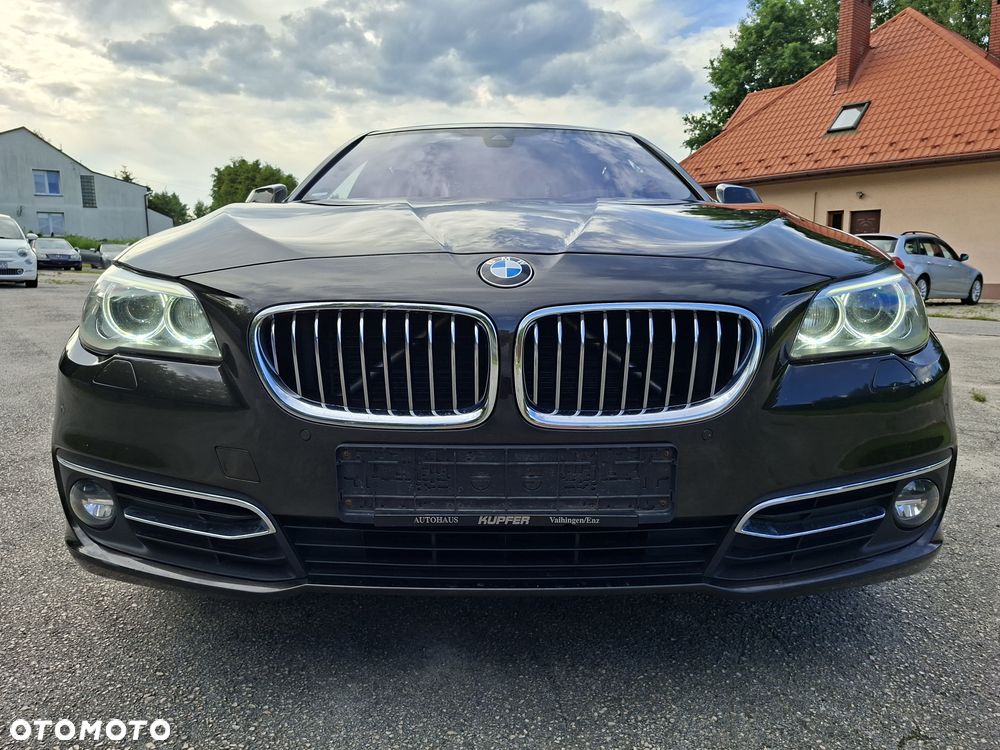 BMW Seria 5 520d xDrive Luxury Line - 11