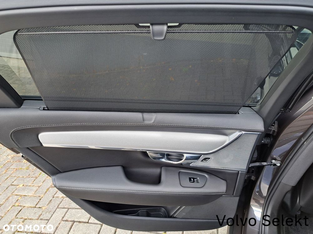 Volvo S90 - 32