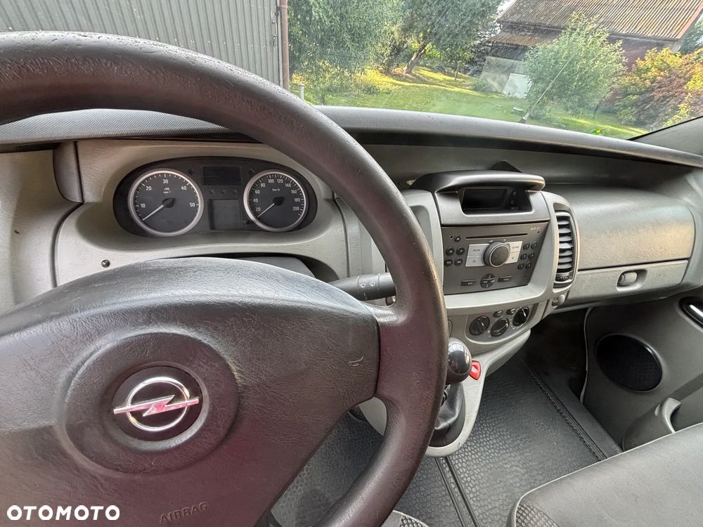 Opel Vivaro - 7