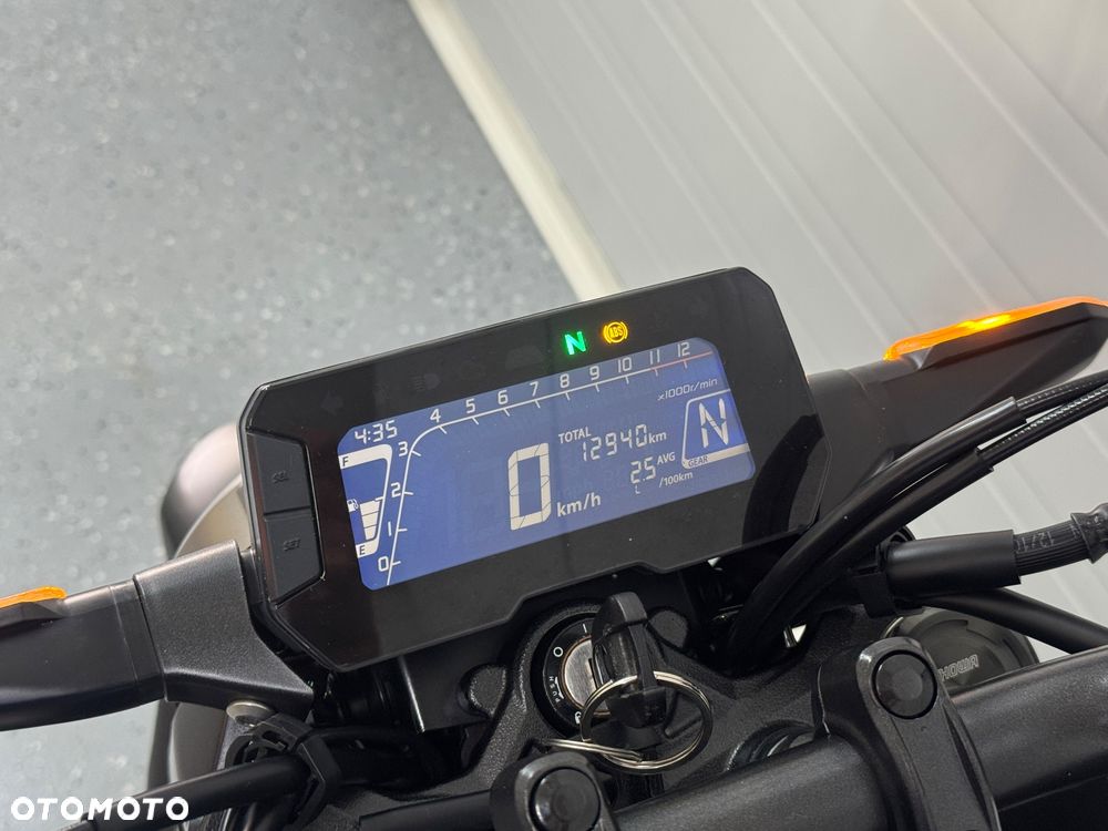Honda CB - 26
