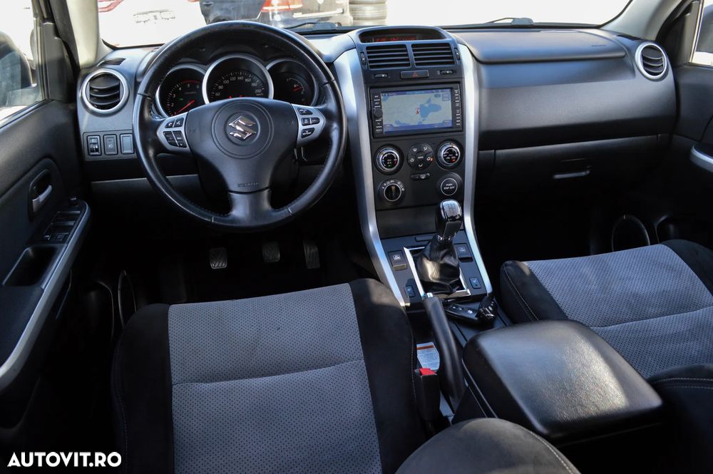 Suzuki Grand Vitara 1.9 DDiS Comfort DPF - 5