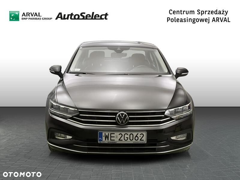 Volkswagen Passat 1.5 TSI EVO Elegance DSG - 9