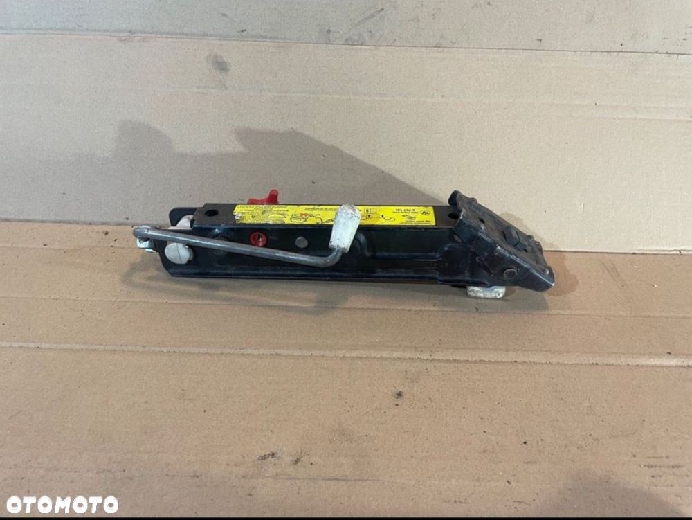 6757131 lewarek podnośnik samochodowy bmw 3 - 1