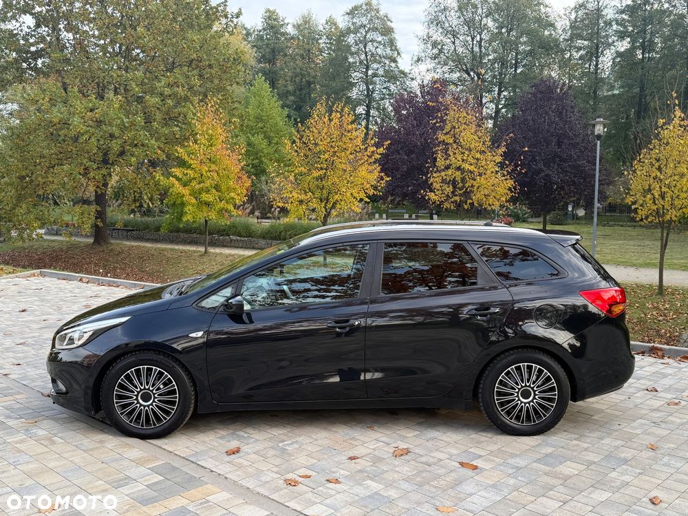 Kia Ceed 2013 photo 4