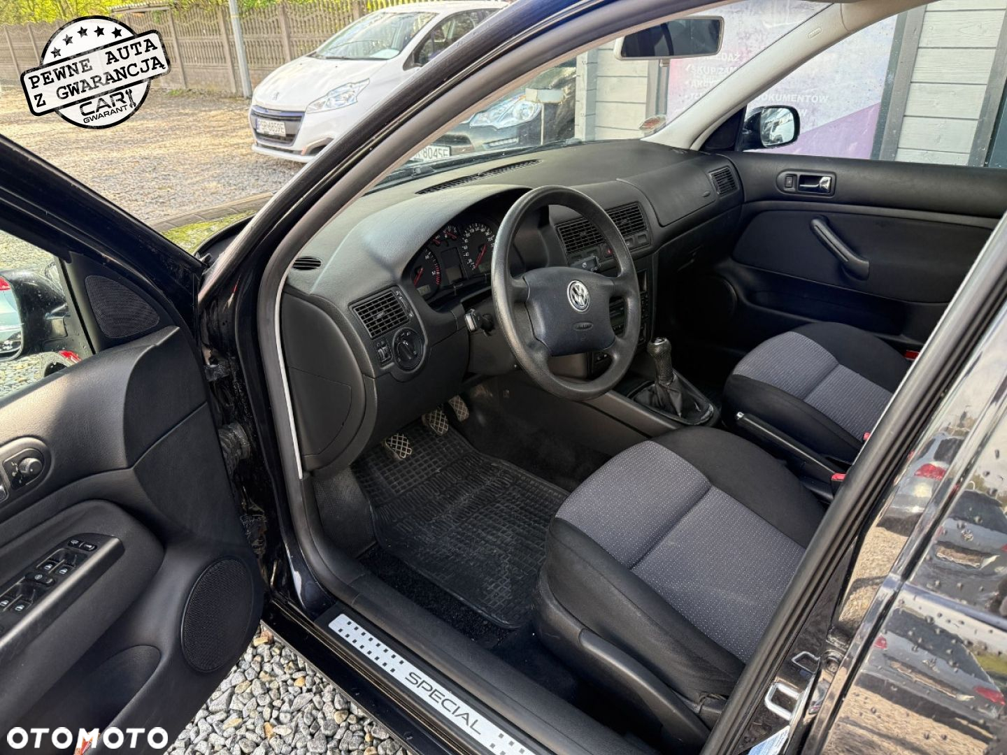 Volkswagen Golf - 6