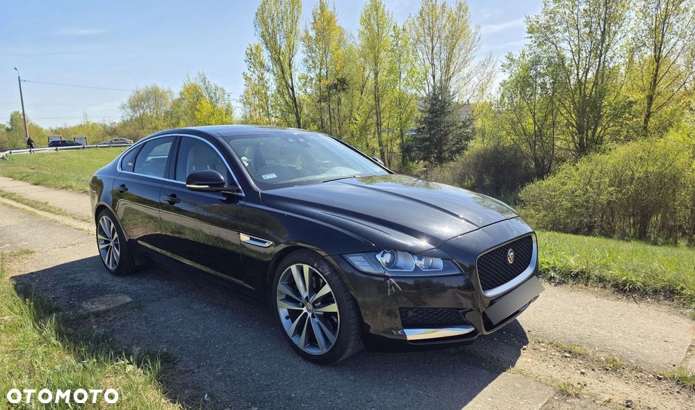 Jaguar XF 3.0 TDV6 300 Sport - 1