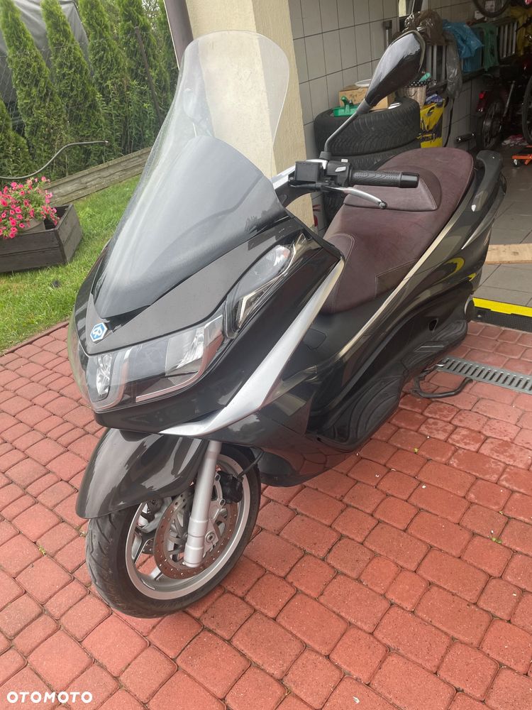 Piaggio X10 - 3