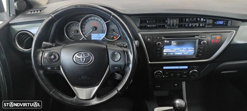 Toyota Auris Touring Sports 1.4 D-4D Comfort - 10