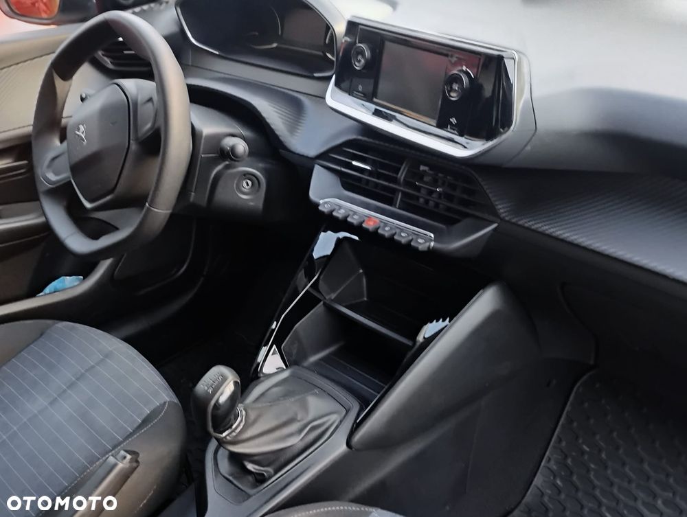 Peugeot 208 1.2 PureTech Like S&S - 4