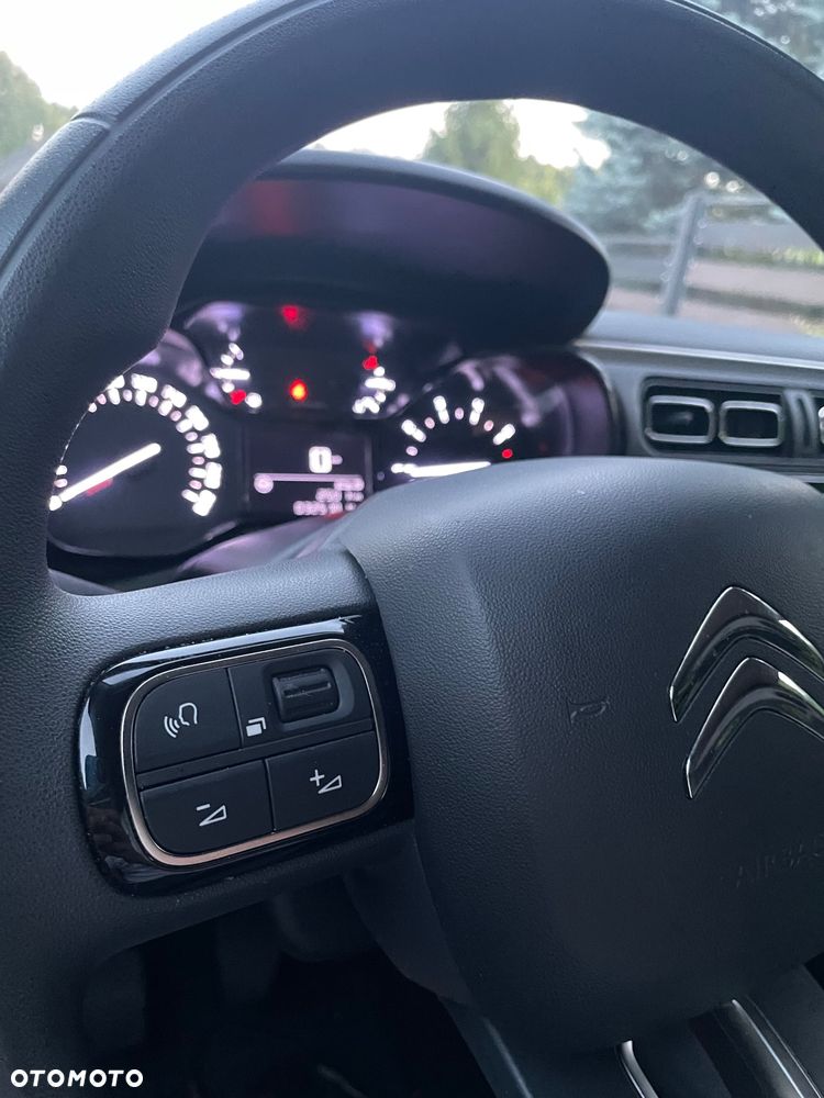 Citroën C3 1.2 PureTech Shine - 21