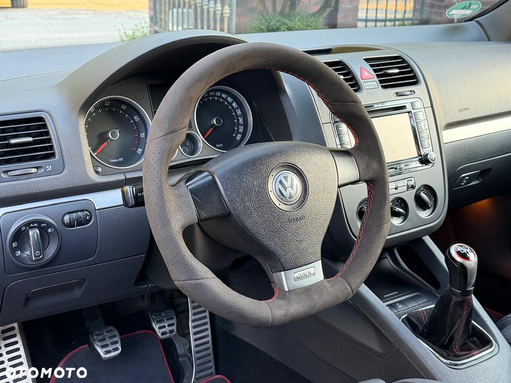 Volkswagen Golf 2.0 GTI - 22