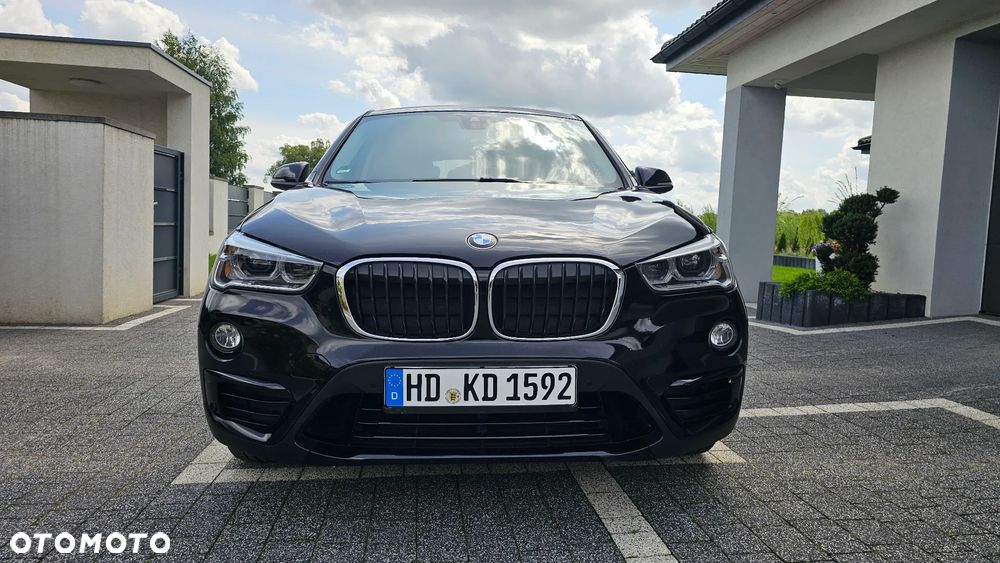 BMW X1 xDrive25d Sport Line - 4