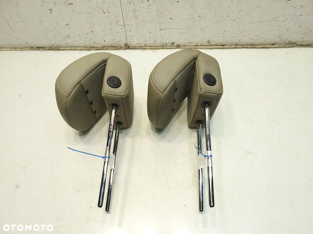 ZAGŁÓWEK ZAGŁÓWKI PRZÓD RENAULT SCENIC III - 7