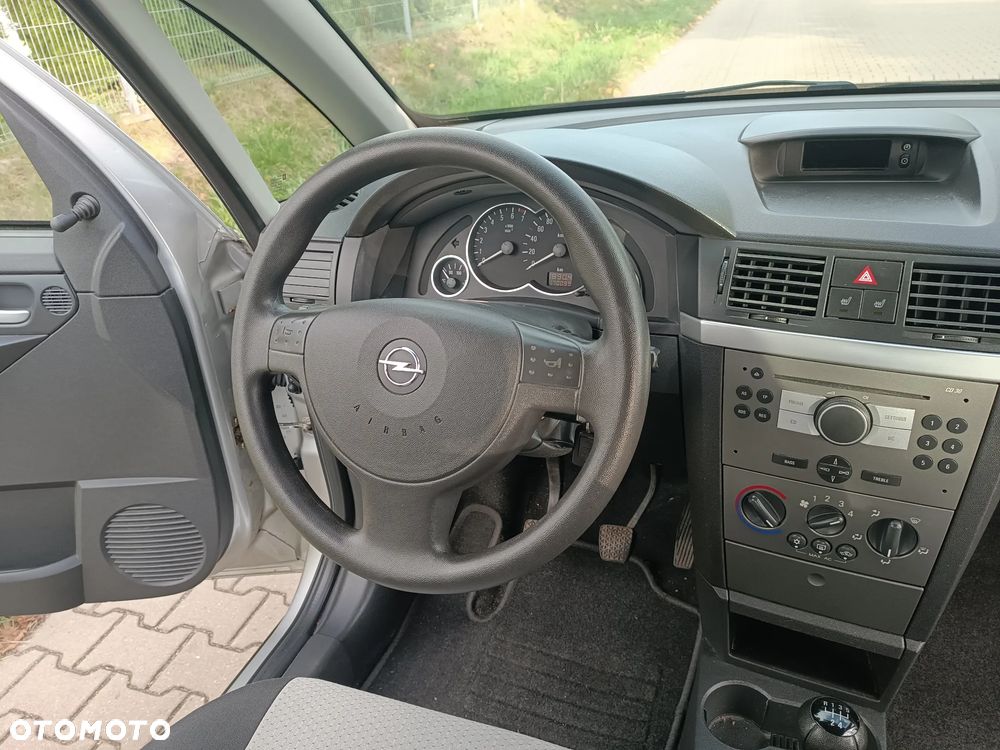 Opel Meriva - 26